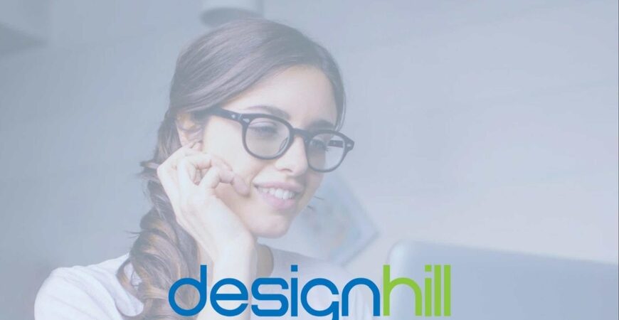 موقع  Designhill ىغفههف